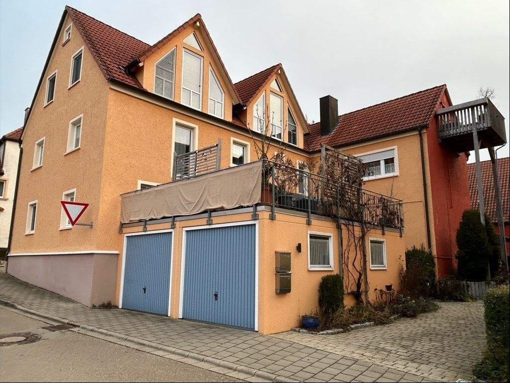 Immobilie in Ehingen - Gepflegtes Anwesen mit freier Wohnung zur Eigennutzung - Bild 0