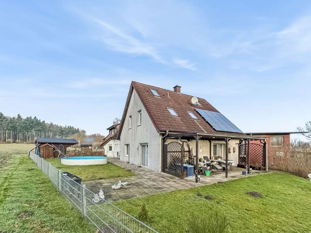 Immobilie in Lotte - Charmantes Zweifamilienhaus in Lotte bei Osnabrück mit toller Raumaufteilung - Bild 2