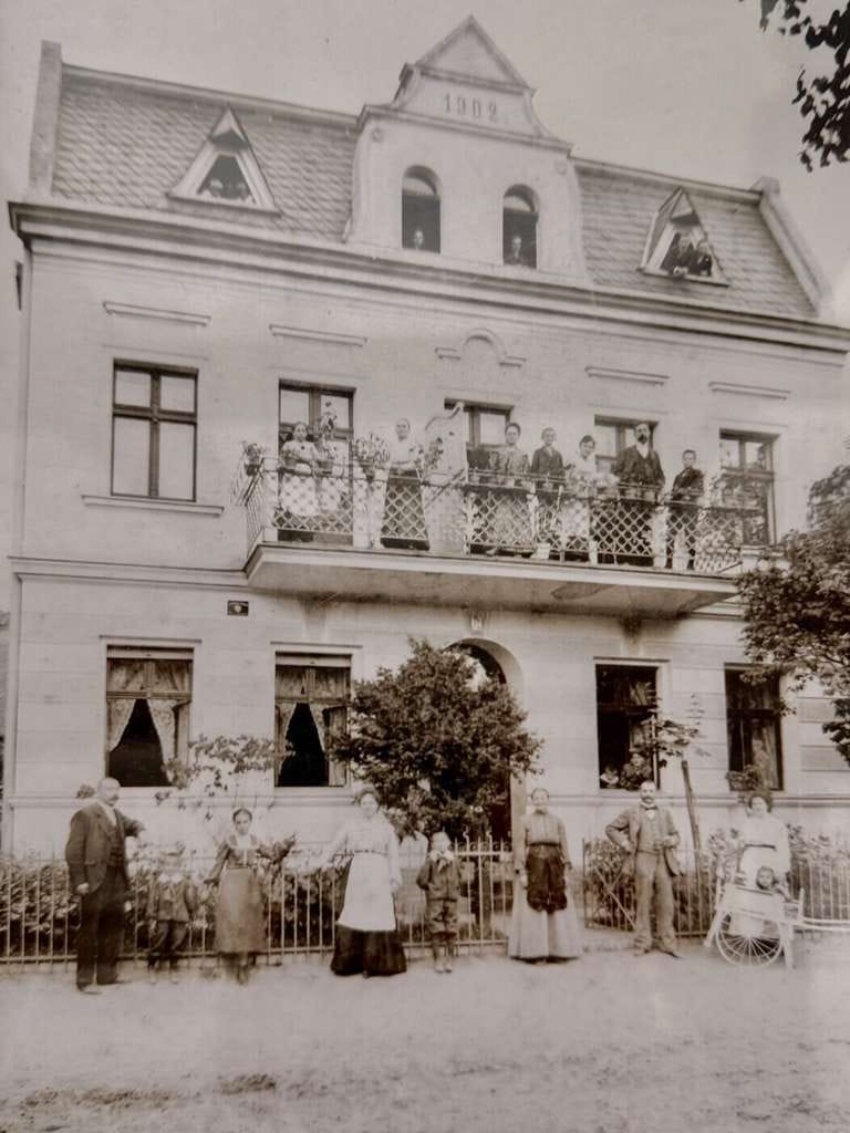 Immobilie in Hohen Neuendorf - Mehrfamilienhaus mit 5 Wohneinheiten+Remise in Hohen Neuendorf - Bild 0