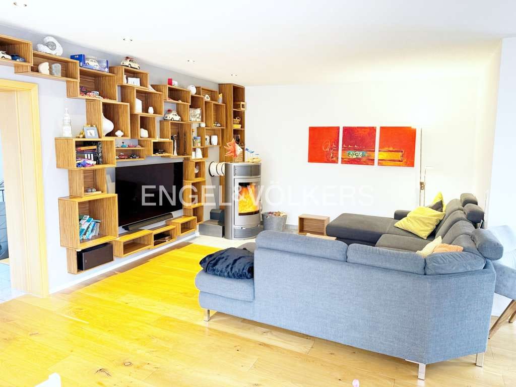 Immobilie in Langquaid - Modernes Einfamilienhaus mit hochwertiger Ausstattung - Bild 2