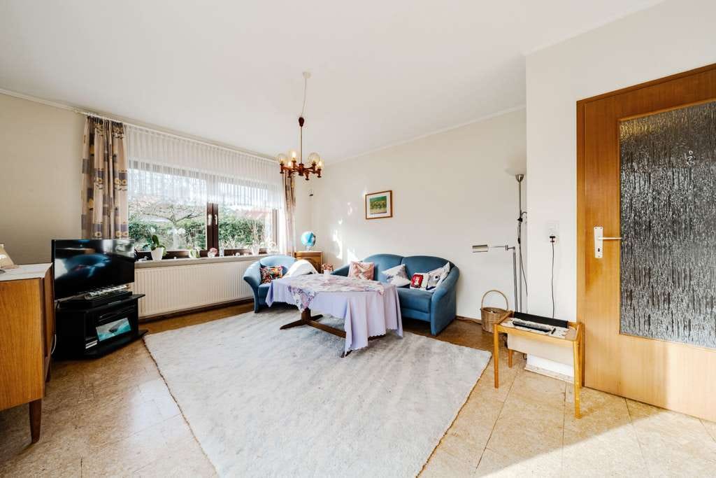 Immobilie in Leer - Ruhiges, kleines Doppelhaus mit Garten & Terrasse in Top-Lage - Bild 1