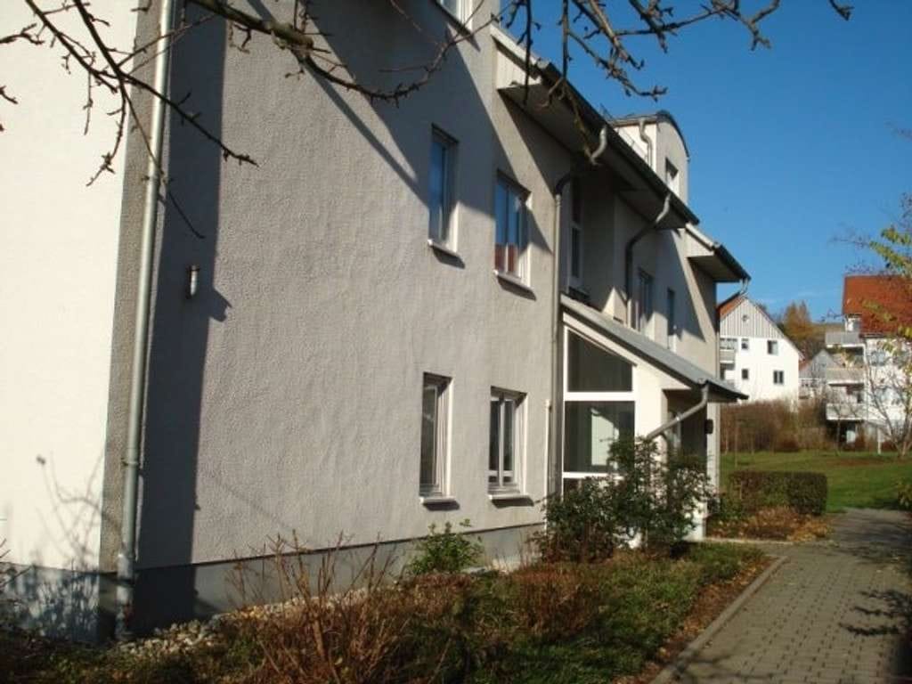 Immobilie in Wilkau-Haßlau - gepflegte -3 Zimmer Wohnung mit Balkon und Tiefgarage - Bild 0