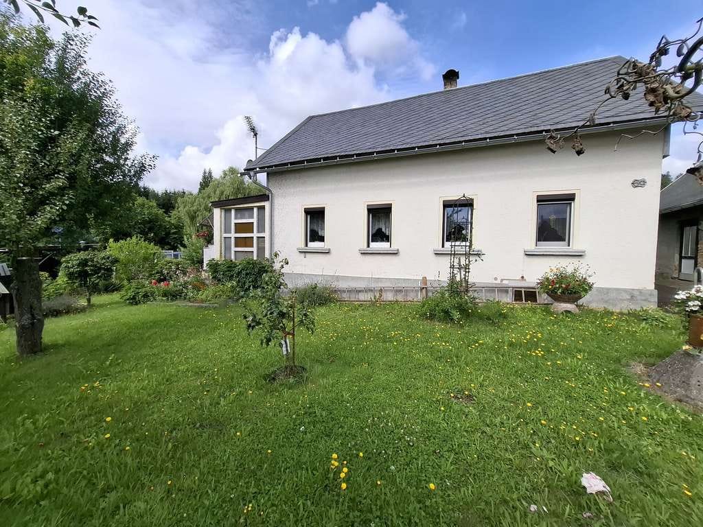 Immobilie in Neusalza-Spremberg - Feines Haus mit Wald in idyllischer Lage - Bild 1