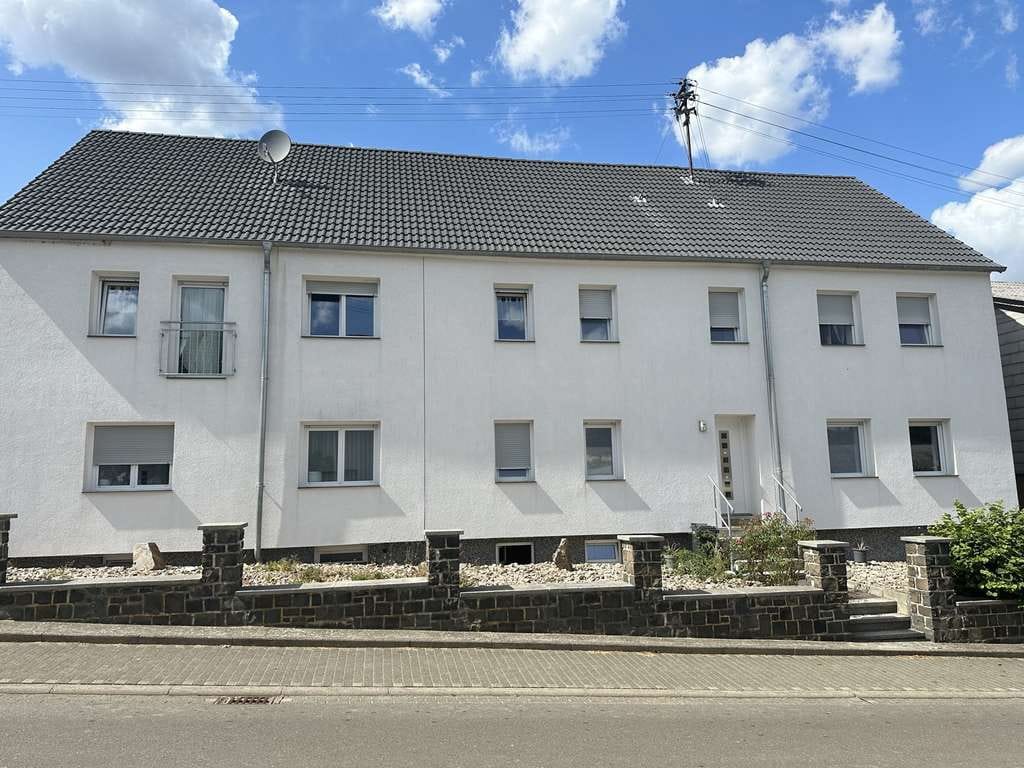 Immobilie in Leisel - Attraktives MFH - Top saniertes Renditeobjekt - Bild 0