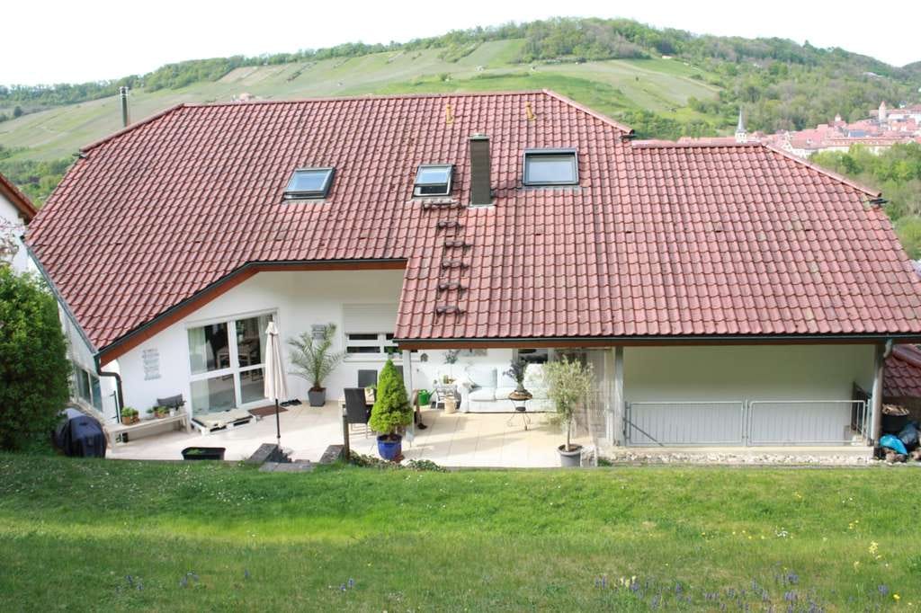 Immobilie in Ingelfingen - Exklusive Traumimmobilie in Ingelfingen – Großzügig, Modern & mit beeindruckender Aussicht - Bild 0