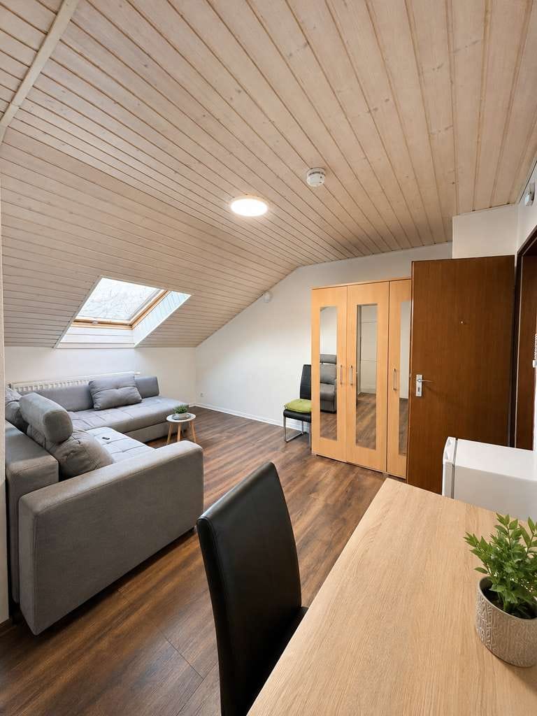 Immobilie in Friedberg - Kapitalanlage mit Potenzial: 4-Zimmer-Eigentumswohnung in 3 Apartments aufgeteilt - Bild 4