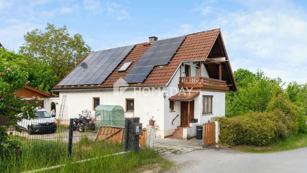 Immobilie in Aldersbach - Familienhaus mit großem Grundstück, Wintergarten und Photovoltaikanlage 
 - Bild 1
