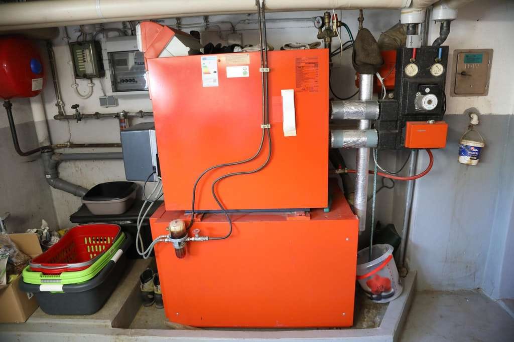Immobilie in Ebersbach-Musbach - Viel Platz in Haus und Garten - Bild 4