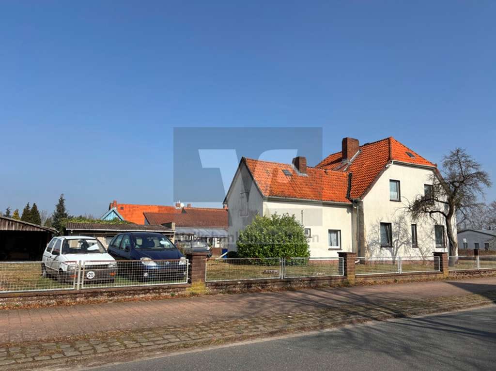 Immobilie in Eschede - ** Wohnhaus, Garten und Garage in Top-Lage ** - Bild 2