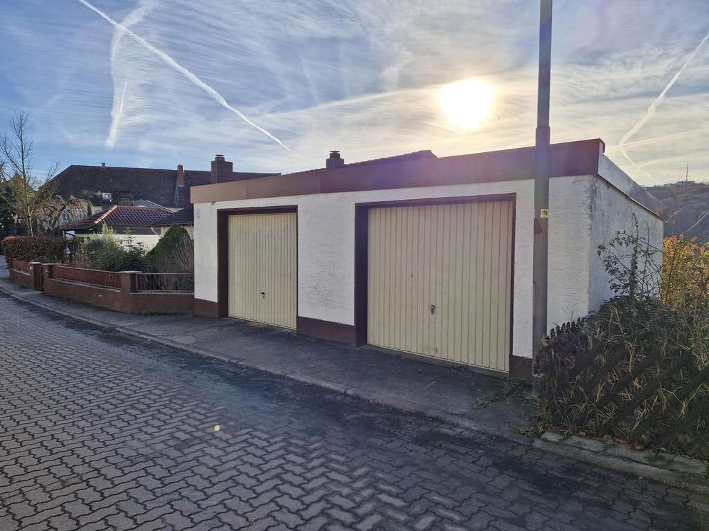 Immobilie in Neuleiningen - Bungalow in Traumlage mit Südgarten und Weitblick - Bild 1