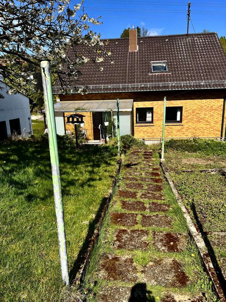 Immobilie in Großrosseln - Wunderschönes Einfamilienhaus mit idyllischem Garten - Bild 3