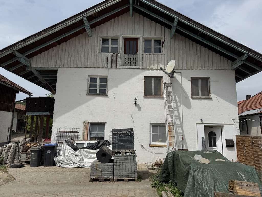 Immobilie in Bernbeuren - Haus in Ortsmitte mit viel Potenzial - Bild 0