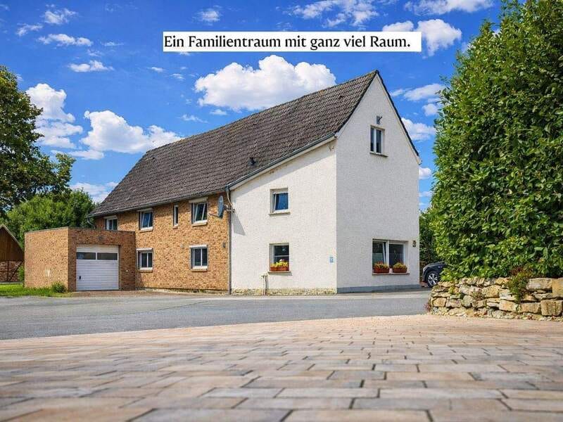 Immobilie in Erwitte - Ein Familientraum mit ganz viel Raum  - Bild 0