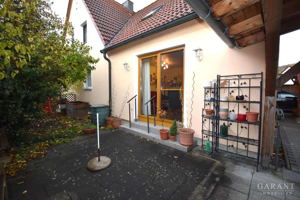 Immobilie in Kelheim - Gepflegtes Haus in Kelheim in bevorzugter Lage! - Bild 3