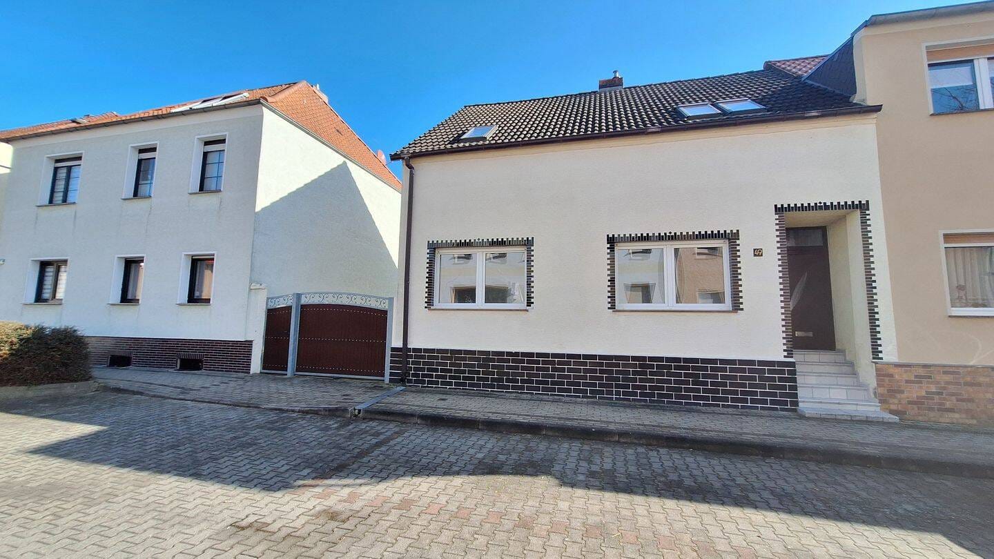 Immobilie in Genthin - Doppelhaushälfte in ruhiger Stadtlage von 39307 Genthin (Sachsen-Anhalt) - Bild 0