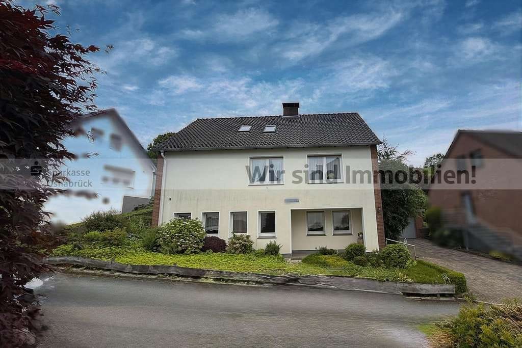 Immobilie in Georgsmarienhütte - Flexibles Nutzungskonzept mit viel Raum u. Garten - Bild 0
