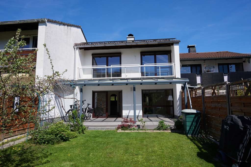 Immobilie in Teisendorf - Stilvoll renoviertes Reihenmittelhaus in attraktiver Wohnlage in Teisendorf-Oberteisendorf - Bild 0