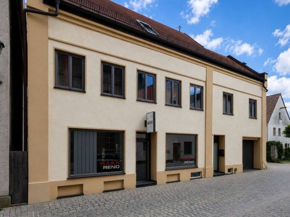 Immobilie in Lauingen (Donau) - Innenstadtlage von Lauingen an der Donau Historischer Charme trifft auf liebevolle Modernisierung - Bild 1