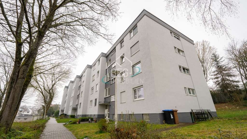 Immobilie in Backnang - Einziehen & wohlfühlen: Frisch renovierte 3-Zimmer-Wohnung mit Balkon - Bild 0