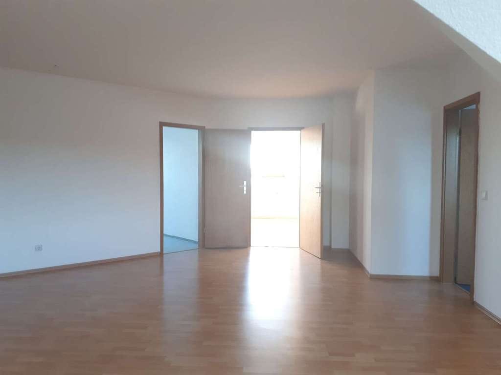 Immobilie in Bad Langensalza - vermietete 3-Zimmer-Dachgeschosswohnung in gepflegtem Mehrfamilienhaus - Bild 1