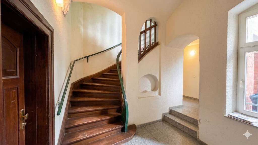 Immobilie in Wurzen - Denkmalschutz:  große 3-Zimmer-Dachgeschosswohnung mit Lift im Zentrum von Wurzen bei Leipzig - Bild 1