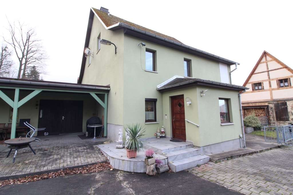 Immobilie in Bahretal - Großes Einfamilienhaus mit Einliegerwohnung in sehr ruhiger Lage - Bild 0