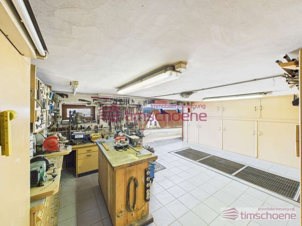 Immobilie in Meiningen - Exklusive Aussichtslage in Meiningen – Doppelhaushälfte mit Garage und angenehmen Wohngefühl - Bild 4