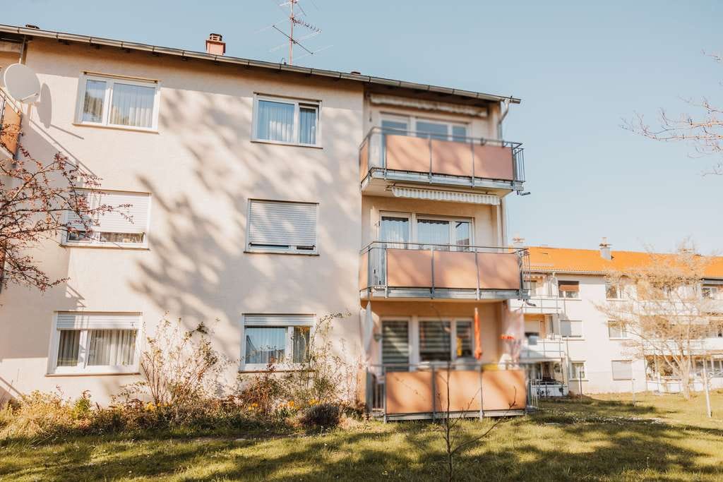 Immobilie in Rottweil - *RESERVIERT* 2-Zimmer Eigentumswohnung Nähe Schulen und Aquasol - Bild 1