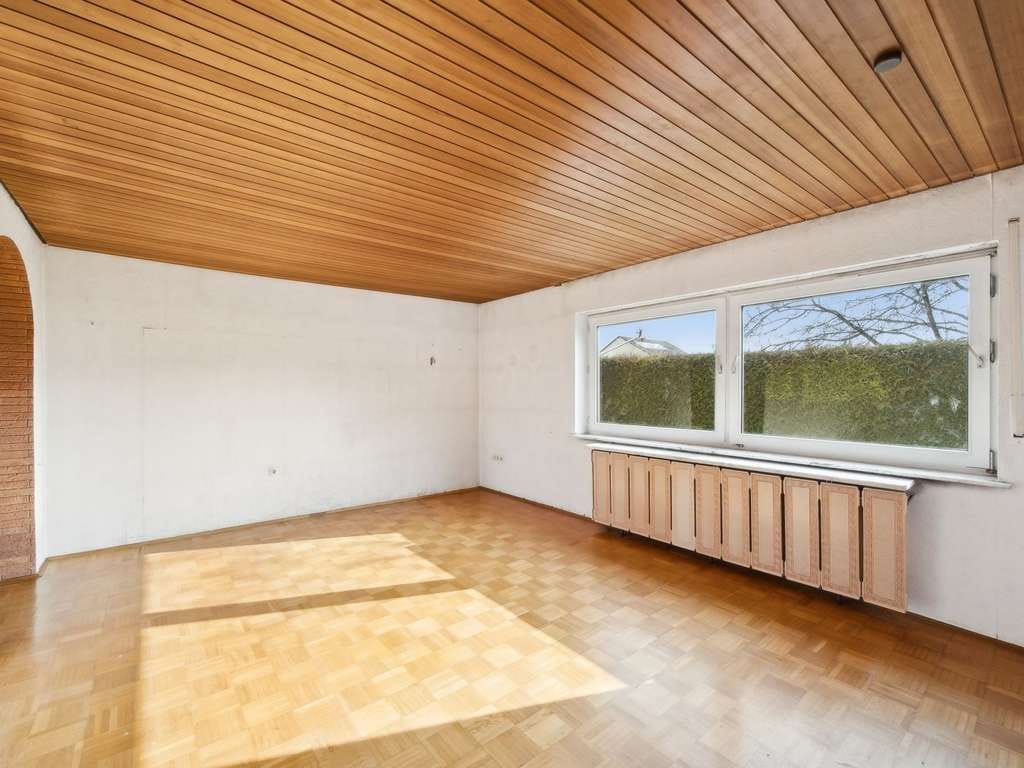 Immobilie in Blindheim - Renovierungsbedürftiges Einfamilienhaus in Blindheim-Unterglauheim - Bild 4