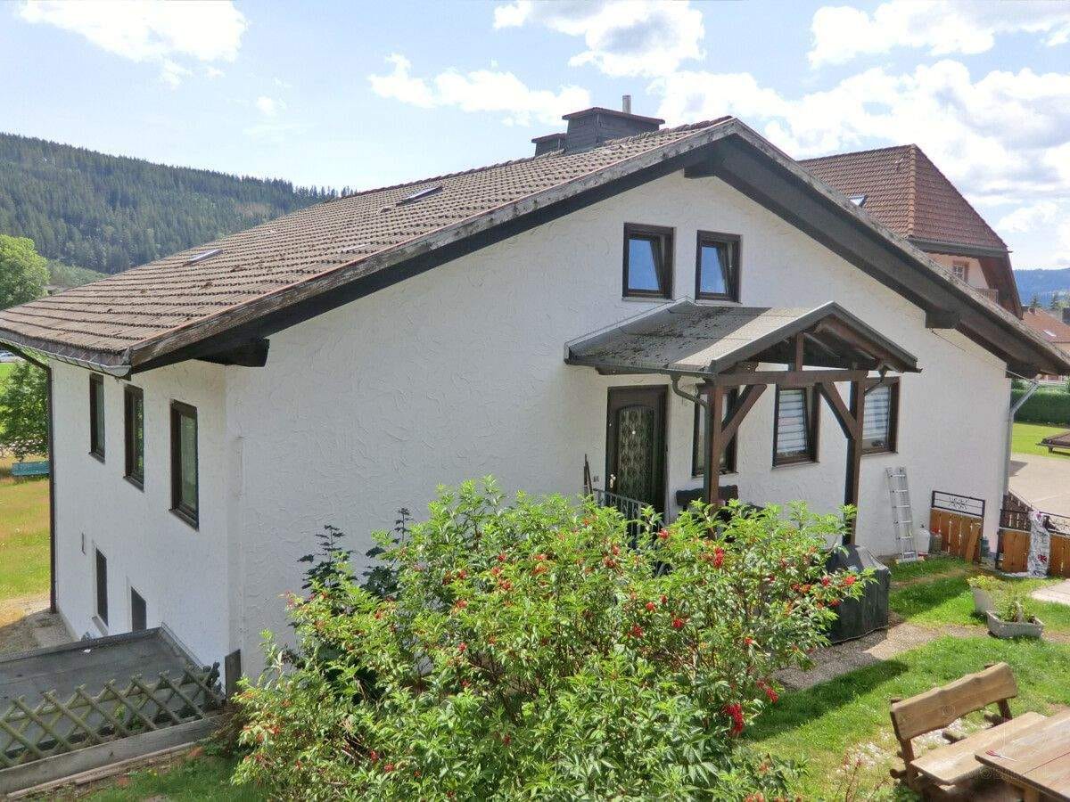 Immobilie in Titisee-Neustadt - Mehrfamilienhaus in Traumlage Titisee - Bild 1