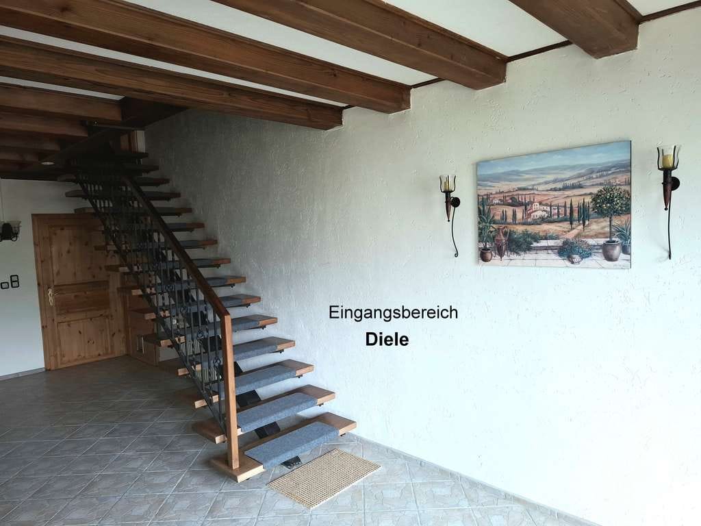 Immobilie in Extertal - Geräumiges, günstiges 9-Zimmer-Mehrfamilienhaus in Extertal, in ländlicher Lage - Bild 2
