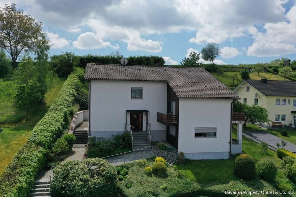 Immobilie in Bogen - Einfamilienhaus großem Grundstück in Furth bei Bogen - Bild 3