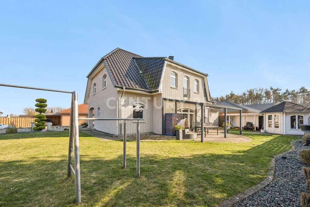Immobilie in Osloß - Raum für Lebensträume – Hochwertiges EFH mit offener Gestaltung und Kamin - Bild 2