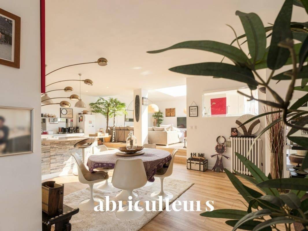 Immobilie in Weiherhammer - Großzügiger unabhängiger Loft von 176 m² - Colombe Zentrum-Bahnhof - Bild 0
