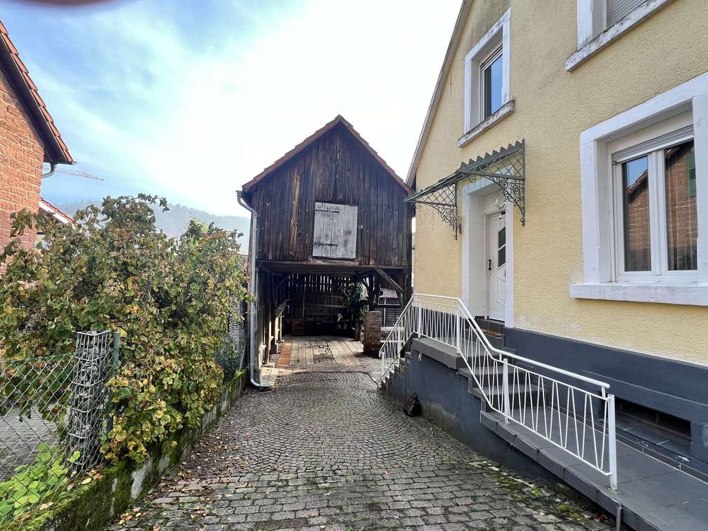 Immobilie in Hinterweidenthal - Doppelhaushälfte am Fuß vom Teufelstisch - Bild 3