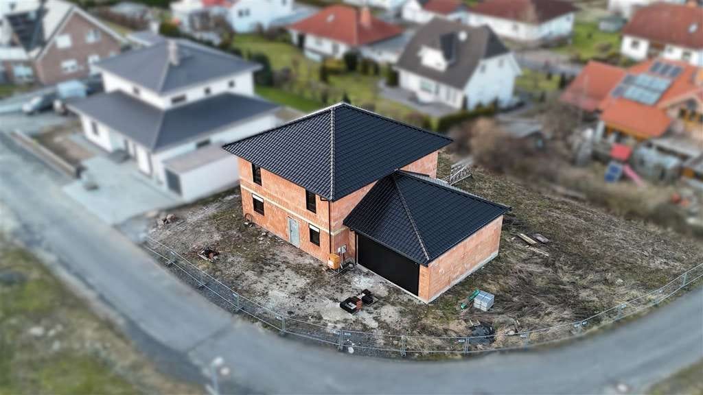 Immobilie in Großalmerode - Attraktives Neubauhaus mit viel Gestaltungsspielraum, Doppelgarage und großem Grundstück - Bild 0