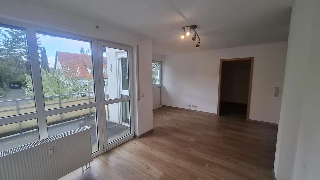 Immobilie in Filderstadt - Hell - gemütlich -einziehen. Gepflegte 2-Zimmer-Whg. - Bild 0