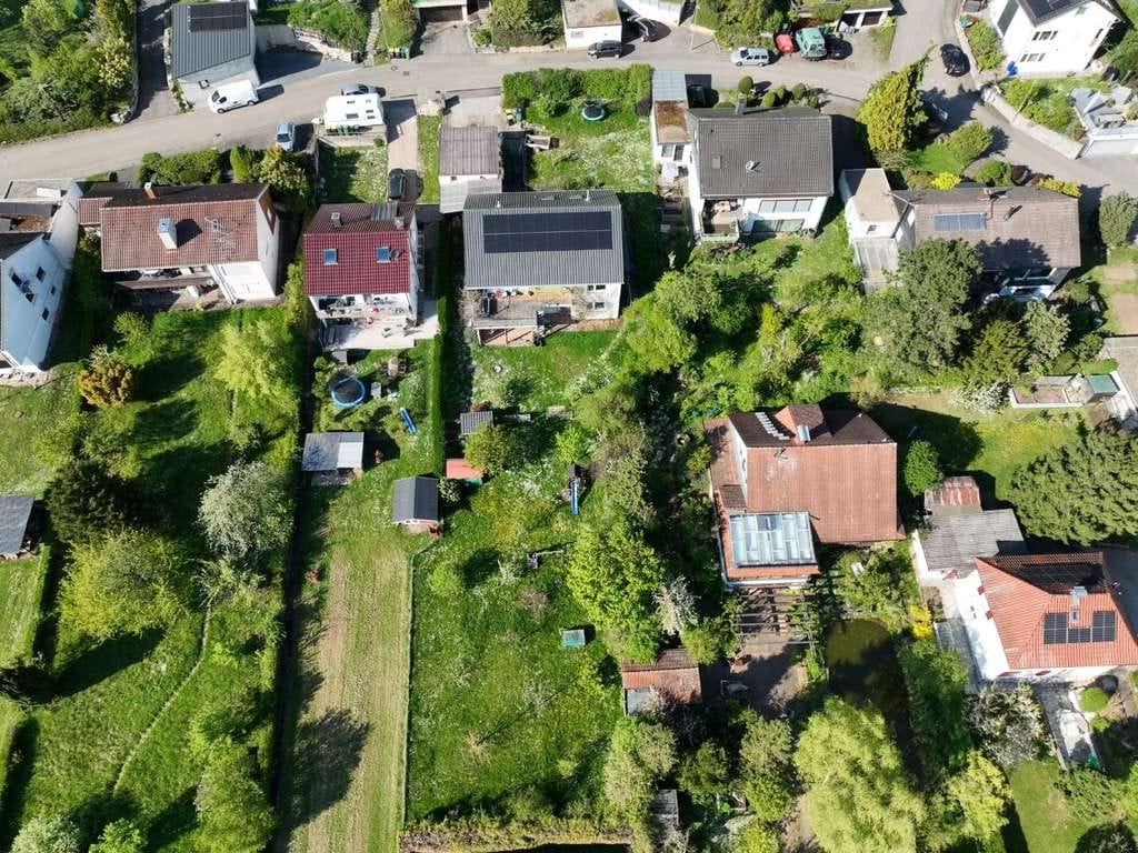 Immobilie in Illingen - Großzügiges Haus mit Einliegerwohnung und Traumgrundstück – Raum für Ihre Zukunft - Bild 2