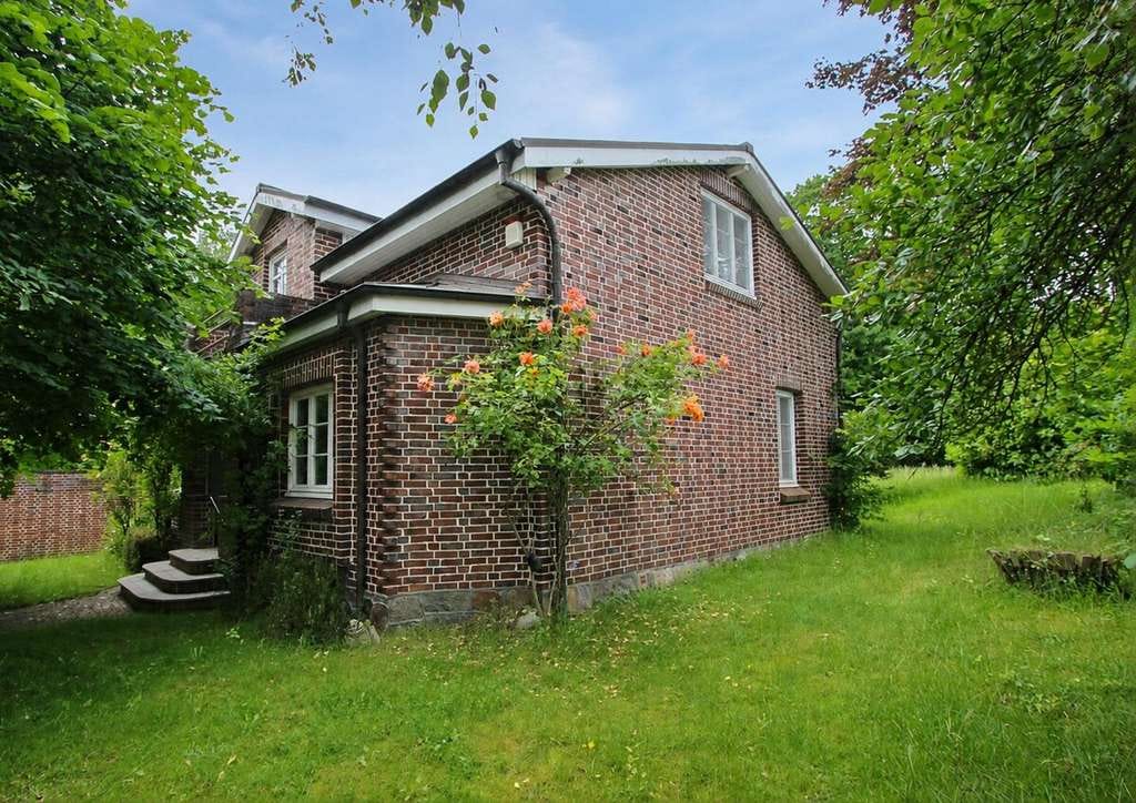Immobilie in Kisdorf - Wunderschönes Einfamilienhaus auf großem Grundstück in Kisdorf / Kisdorferwohld - Bild 3