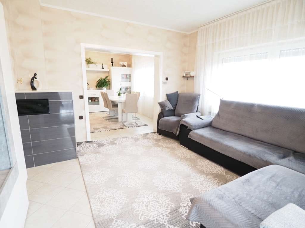 Immobilie in Wirges - Familienfreundliches Wohnhaus in zentraler Lage von Wirges - Bild 4