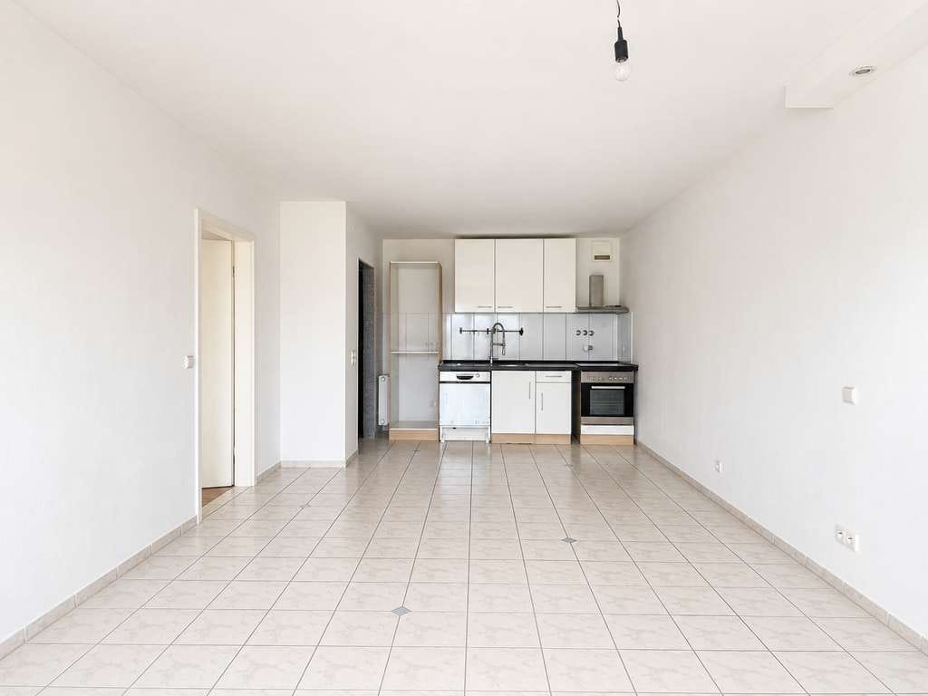 Immobilie in Schlaitdorf - 2-Zimmer-Erdgeschoß mit Aussicht, Tiefgarage in ruhiger Lage, Schlaitdorf - Bild 3