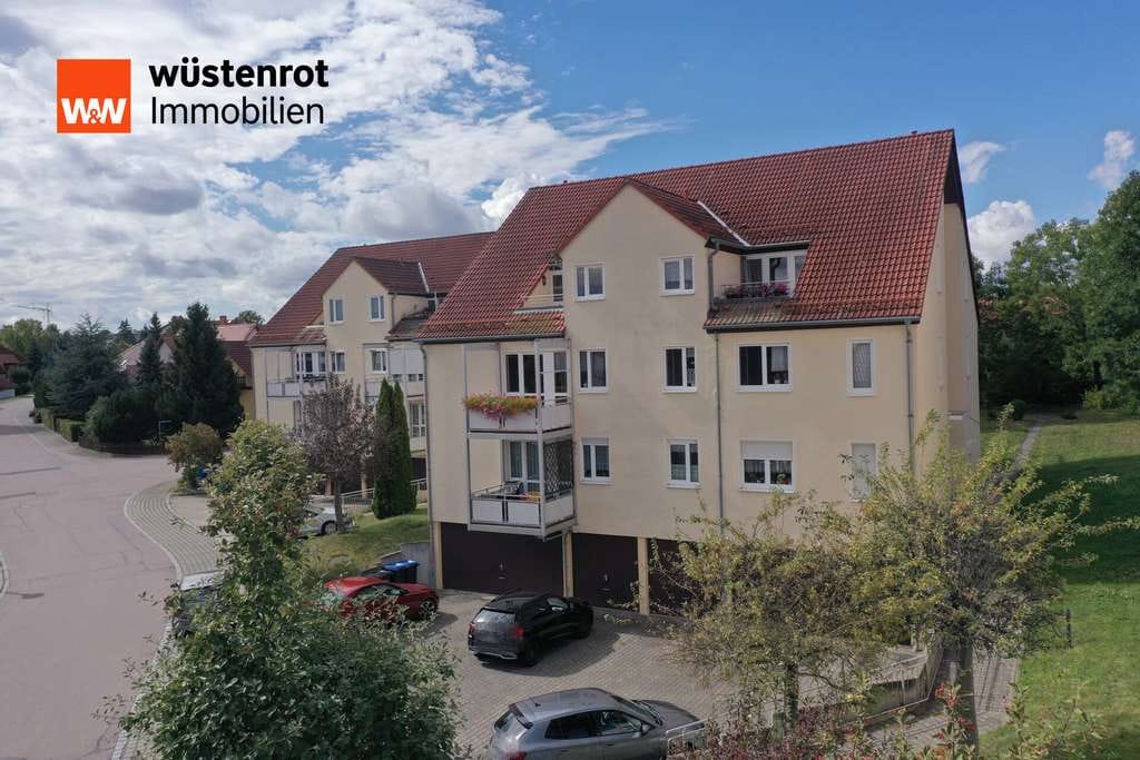Immobilie in Nossen - Sichere Wertanlage: Vermietete 3-Zimmer-Wohnung mit Balkon & Garage in ruhiger Lage von Nossen - Bild 1