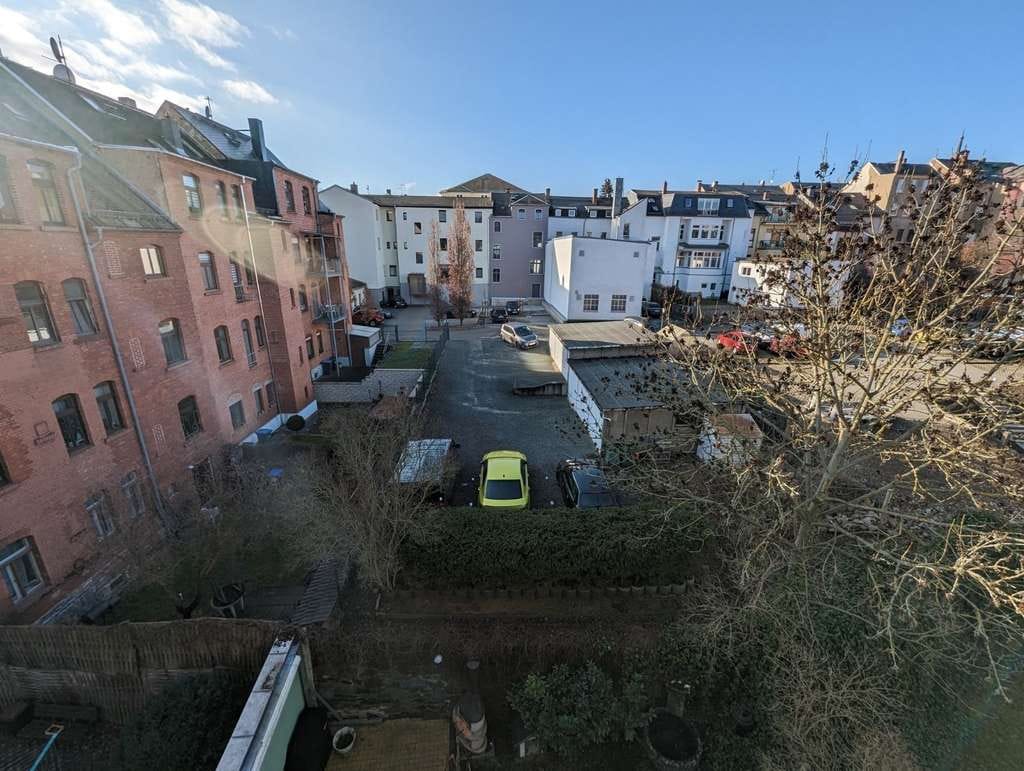 Immobilie in Heinsdorfergrund - Solides, gepflegtes Mehrfamilienhaus in zentraler Lage - Bild 1