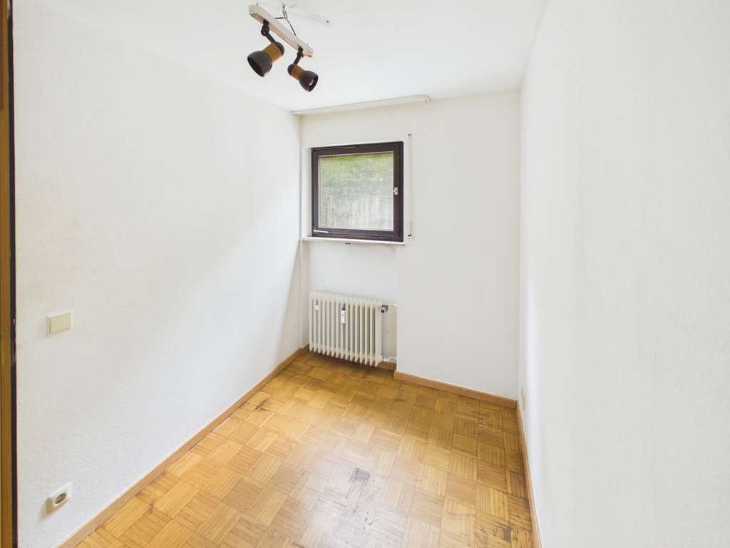 Immobilie in Stuttgart - Etagenwohnung mit Balkon & Garage - Bild 4