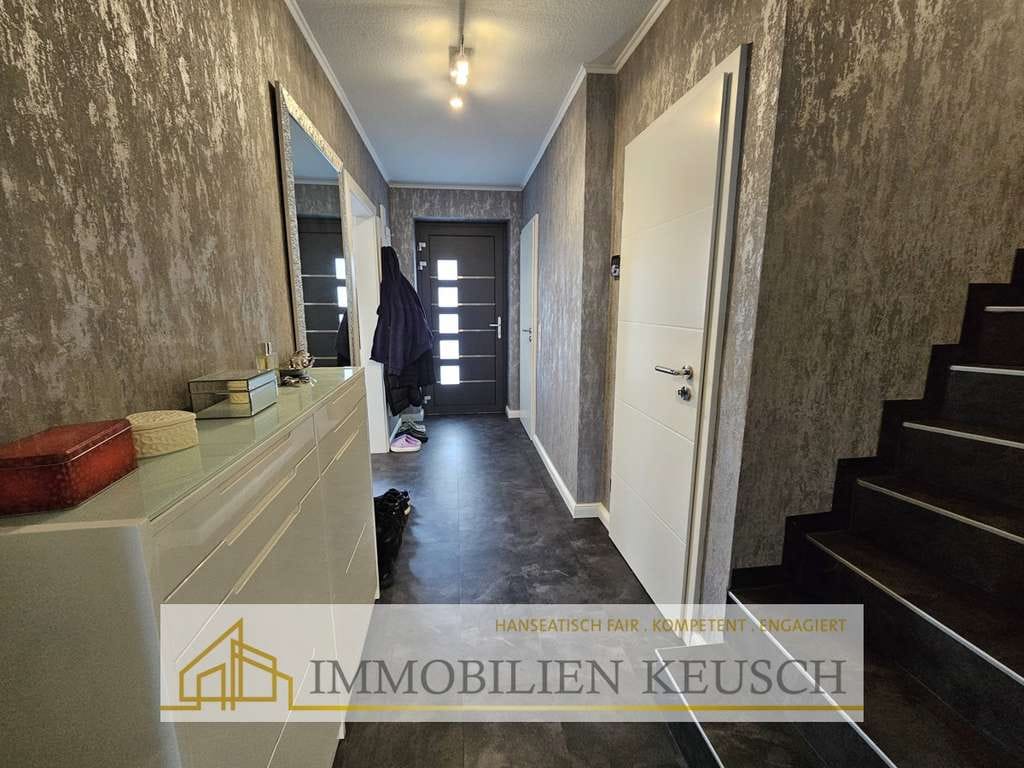 Immobilie in Ottersberg - Preis deutlich gesenkt---DHH mit viel Platz über drei Etagen, Blick ins Grüne inkl. überd. Terrasse - Bild 1