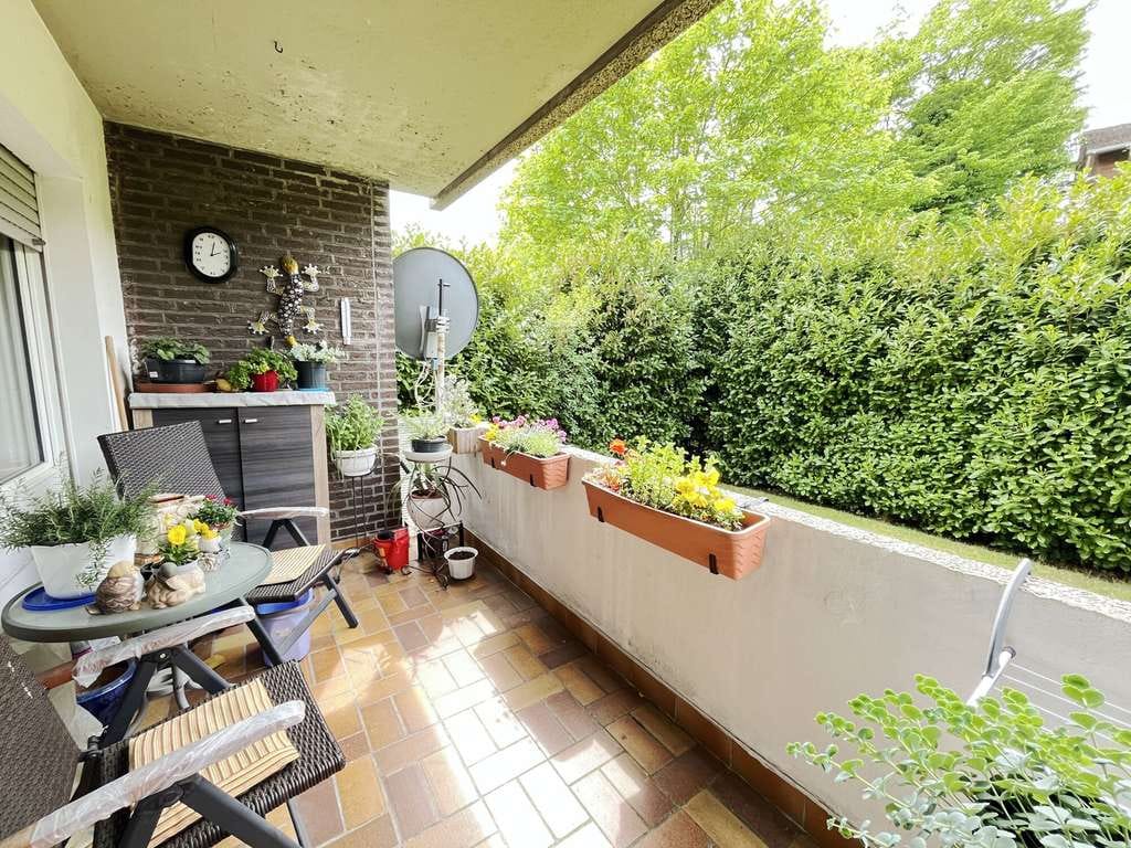 Immobilie in Ibbenbüren - Vermietete Erdgeschosswohnung mit Loggia! -
*Im Ibbenbürener Stadtzentrum* - Bild 0