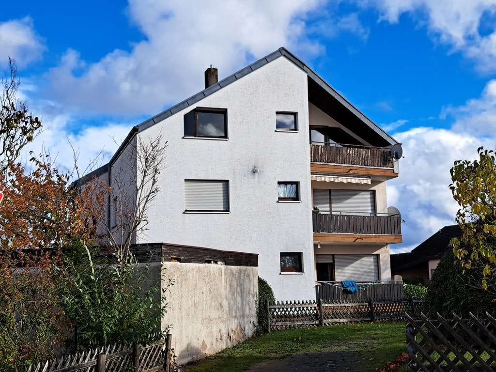 Immobilie in Bad Liebenzell - Sanierungsbedürftige 2 Zi.Whg. 52m² in Bad Liebenzell-Unterhaugstett mit Balkon + Stellplatz - Bild 0