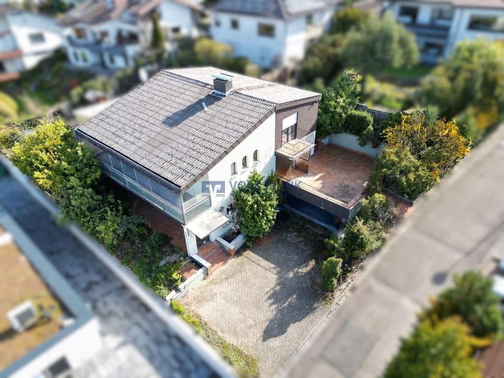 Immobilie in Nußloch - Freistehendes Einfamilienhaus/Abrissgrundstück in top Wohnlage von Nußloch mit fantastischem Ausblic - Bild 0