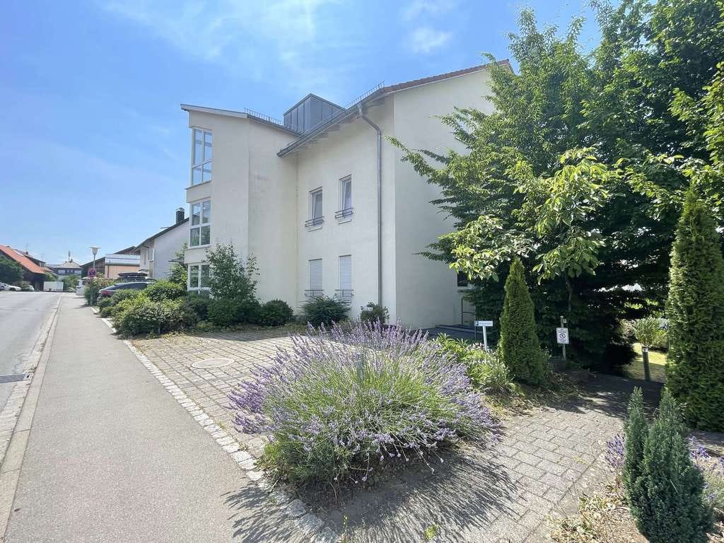 Immobilie in Nonnenhorn - 3-Zimmer-Wohnung mit großer Terrasse und schönem Garten - Bild 0