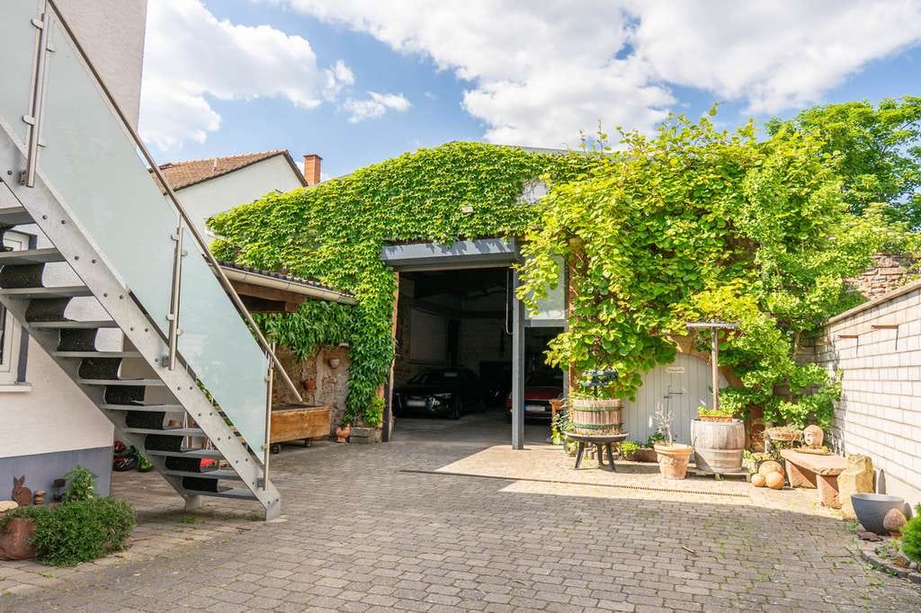 Immobilie in Friedelsheim - Vielseitiges 1-2-Familienhaus mit Halle, Hof und Garten in Friedelsheim! - Bild 2